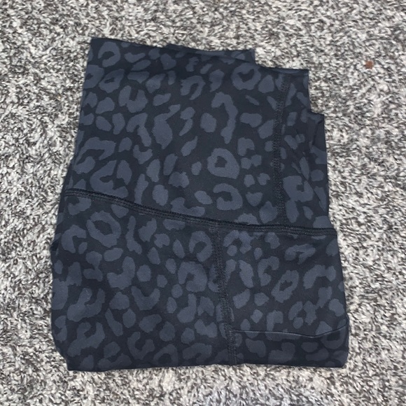 black cheetah print leggings - Picture 1 of 4